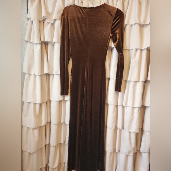 Women's Brown Long Sleeve Velvet Beneton Dress Size Extra Small - Picture 4 of 4
